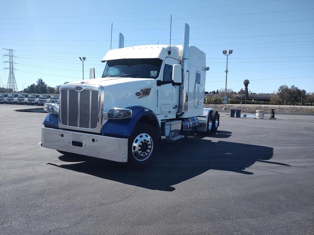 2023 Peterbilt 567