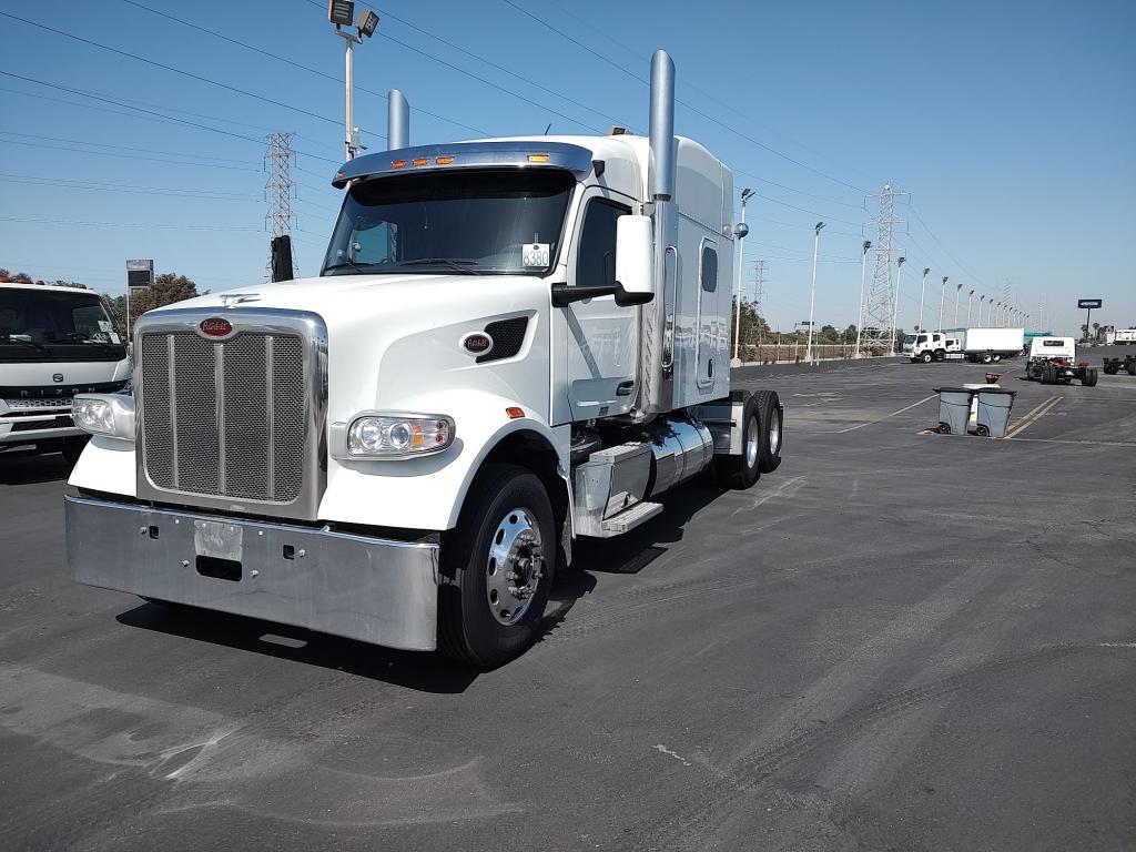 2023 PETERBILT 567