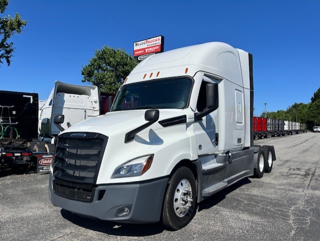 2023 Freightliner 126SLP