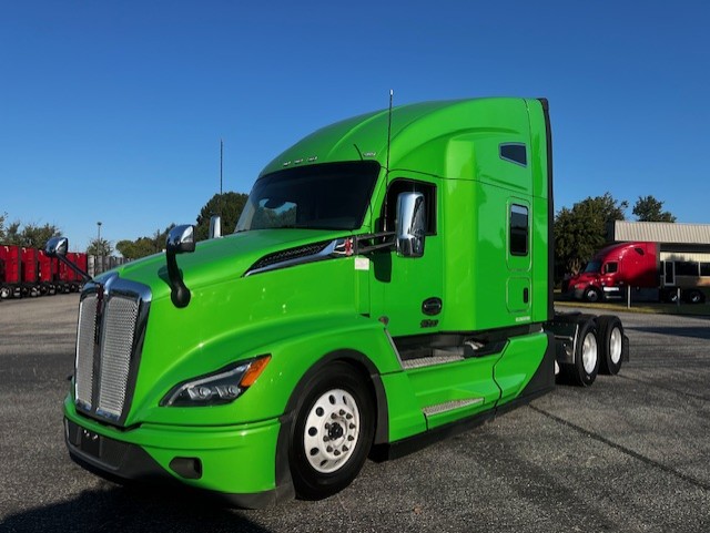 2024 Kenworth T680