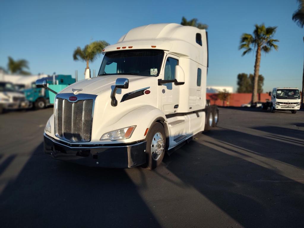 2022 PETERBILT 579