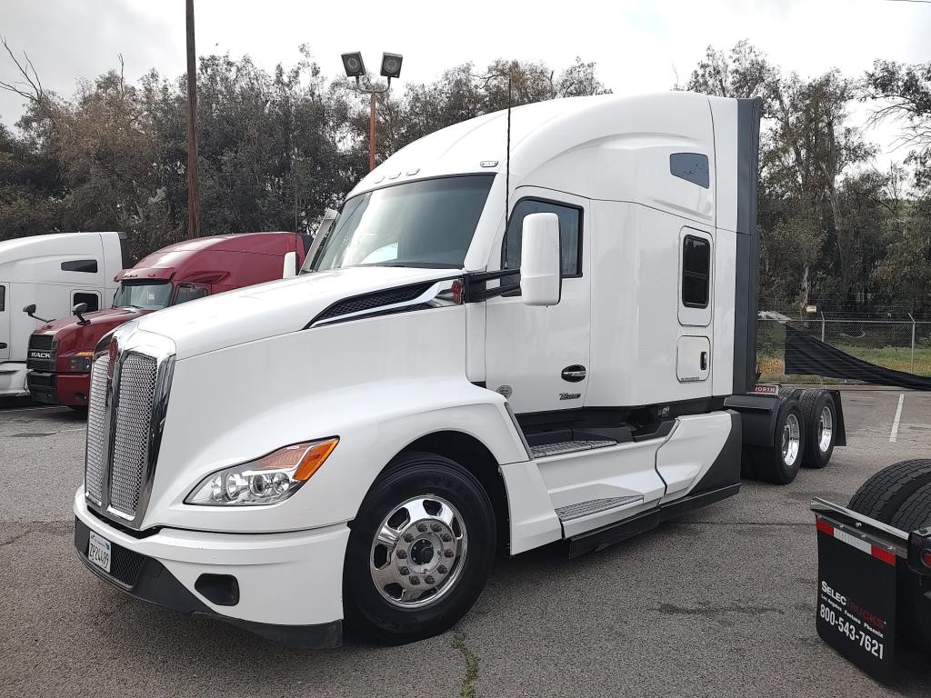 2024 Kenworth T680